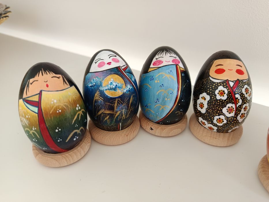 Рисувани яйца за Великден и в японски „кокеши“  стил