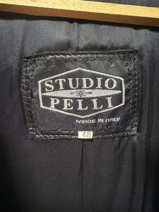 Geaca din piele naturala cu guler din blana de nutrie