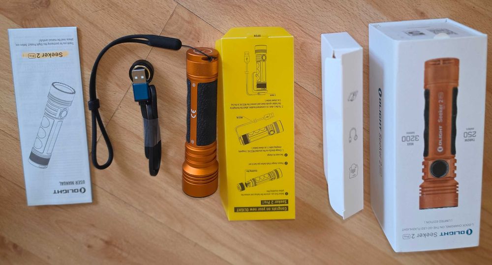 Нов LED фенер Olight Seeker 2 Pro (до 3200  лумена) - оранжев
