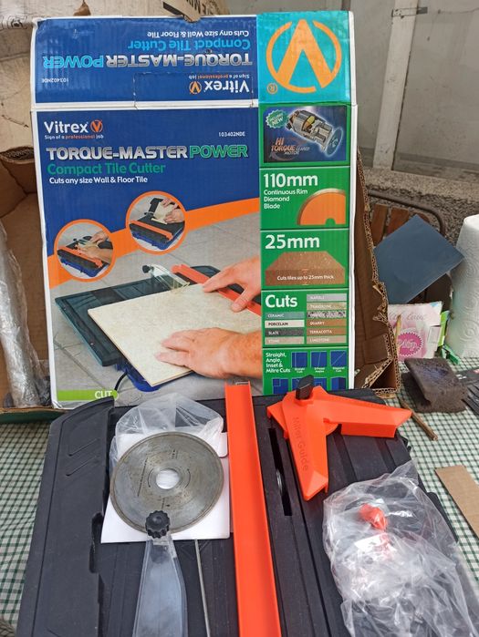 Машина за рязане на плочки Vitrex