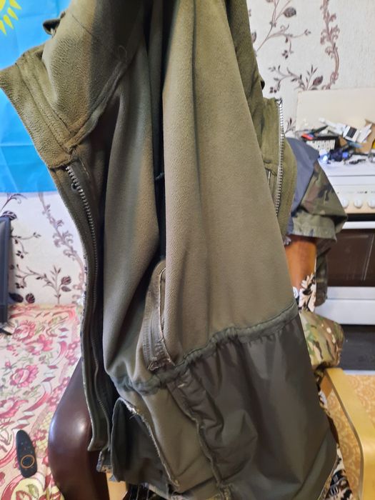 жилет-карго  р.52.