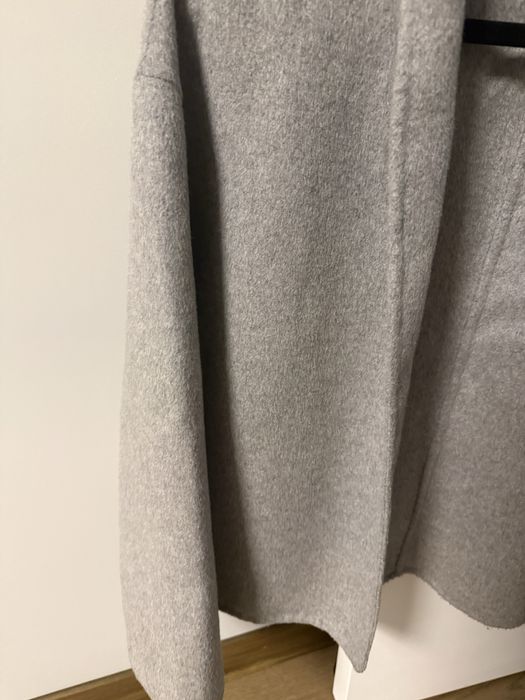 Късо сиво палто Reserved Premium със съдържание на вълна