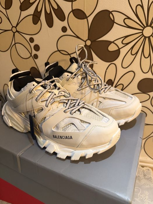 Balenciaga Track