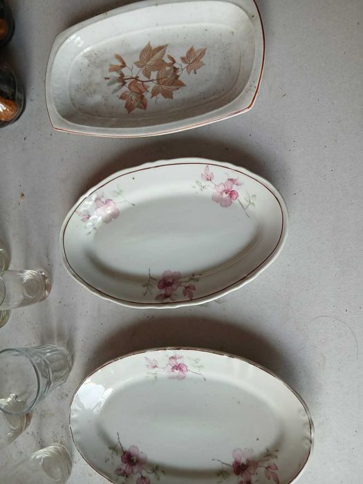 Чаши, вази чиниики