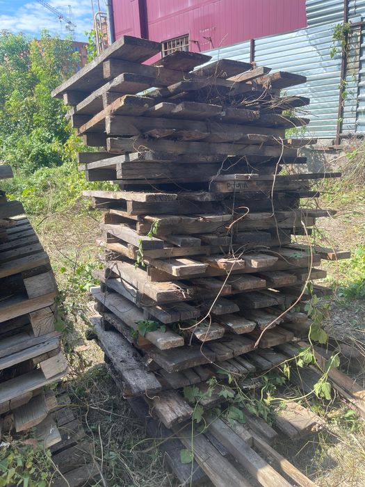 Продам поддоны, звонить срочно