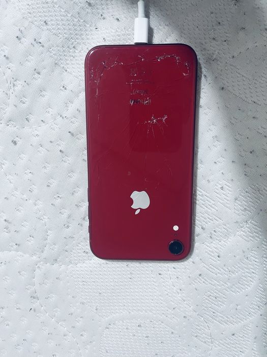 Айфон ХР  128 гб