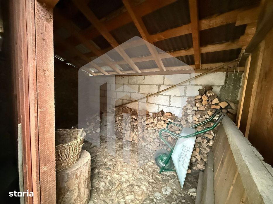 Casa individuala } Orlat | 250 mp Teren | Terasa inchisa