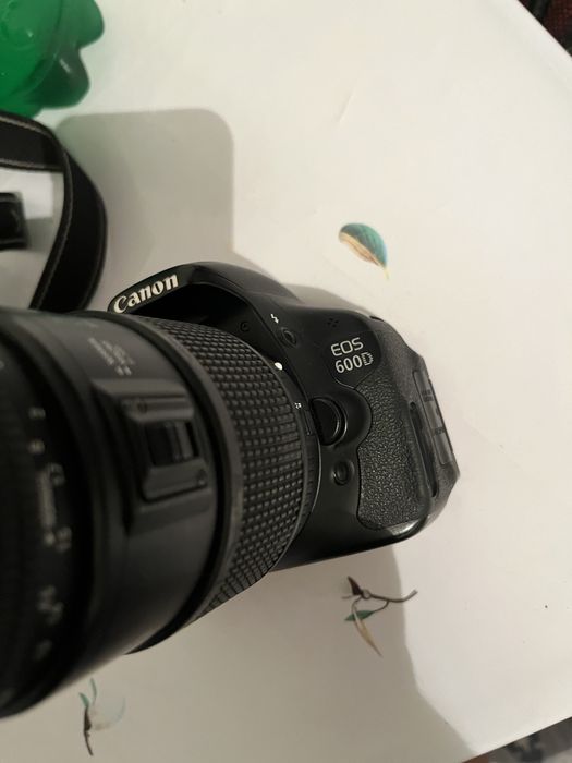 Canon 600D в отличном состояний