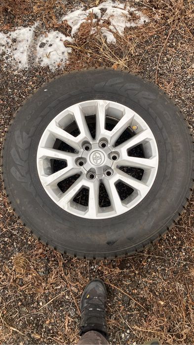 Диски с зимней резиной  прадо