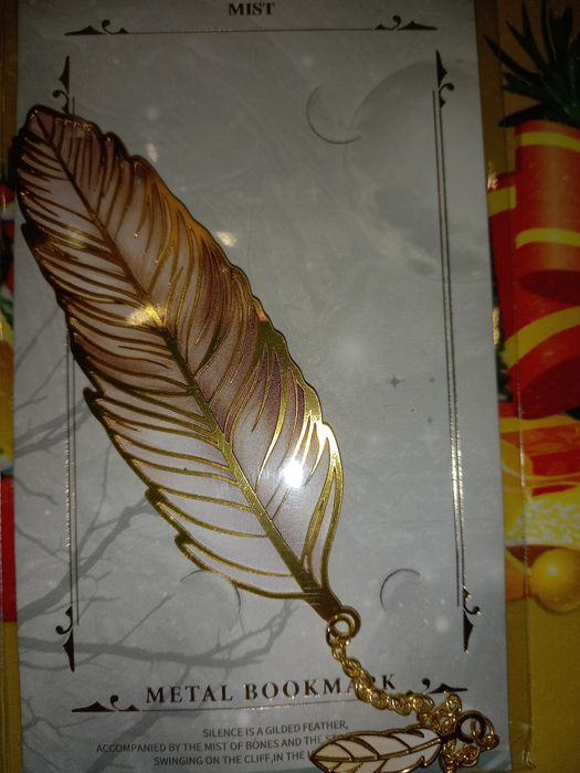 Страхотни метални разделители за книги