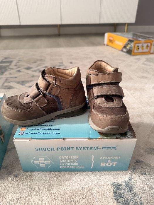 Детская обувь (мальчик). Комбинезон.