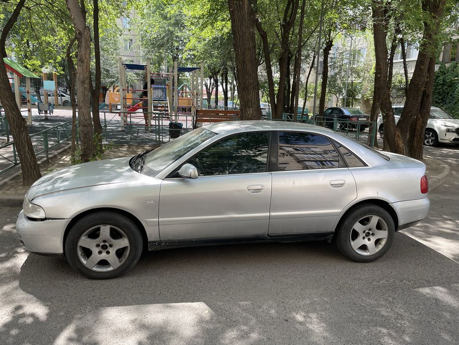 Audi a4b5 2.8 рест 99 года