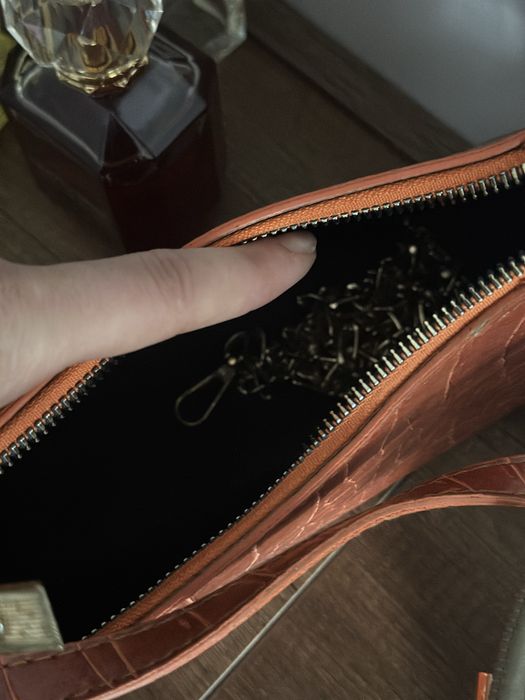 Дамски     чанти