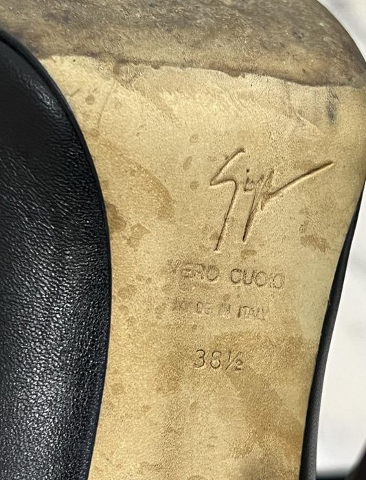 Giuseppe Zanotti>
Tyфли Giuseppe Zanott 38.5