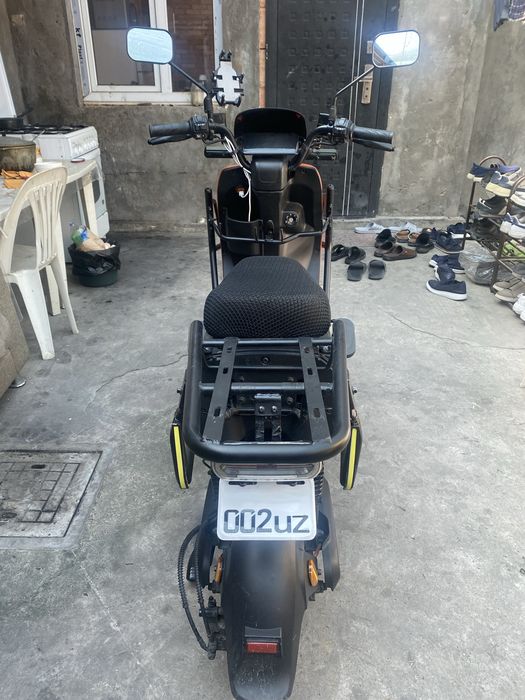 Elektro skuter sotiladi