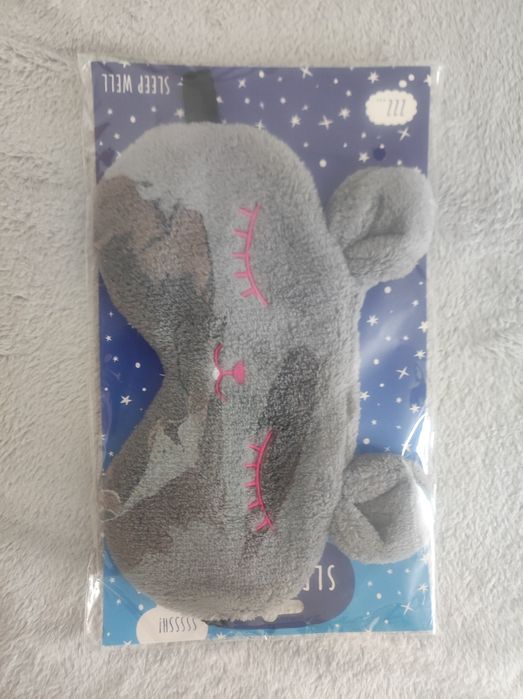 Плюшена маска за сън