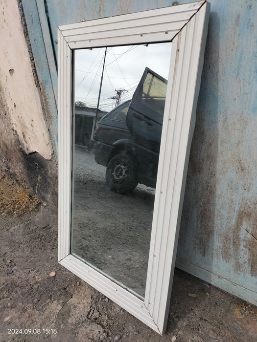 Айна  сатылады. Бағасы 4000 теңге