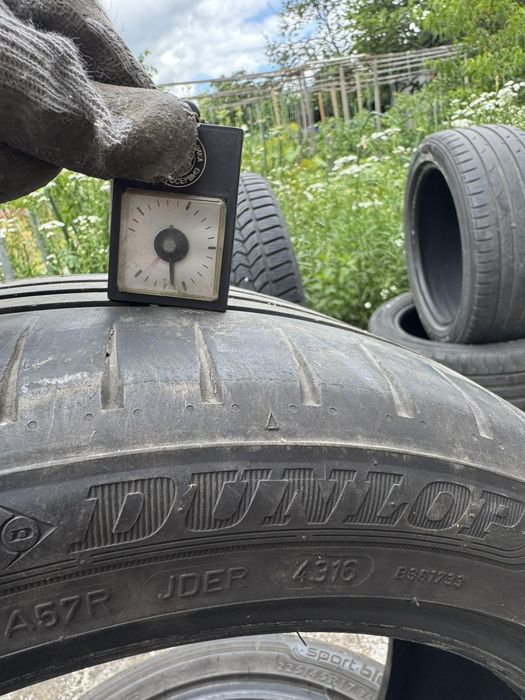 Гуми 225 45 17 Dunlop Marshal Debica