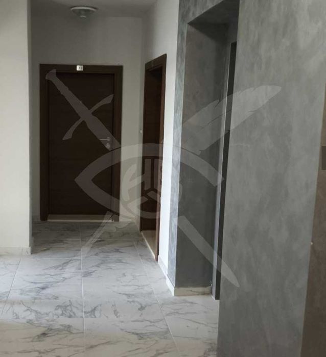 Продава се Тристаен апартамент в Пловдив, Тракия - 105 кв.м за 755 €/кв.м - Снимка #1