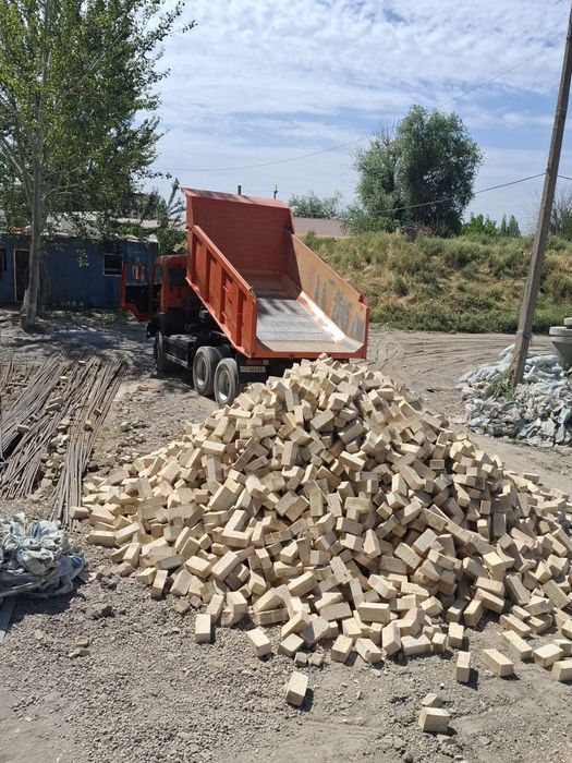 Keramika pishgan g'isht