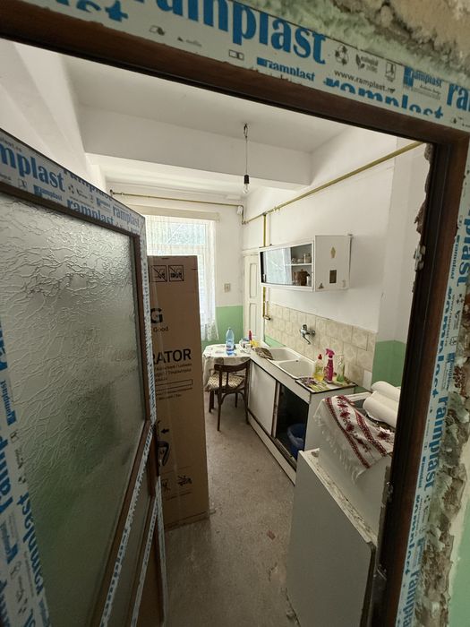 Vand apartament 3 camere