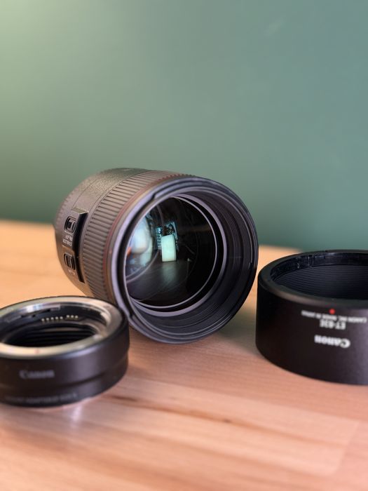 Obiectiv Canon ef 85 1.4 Is USM + adaptor Canon ef-rf