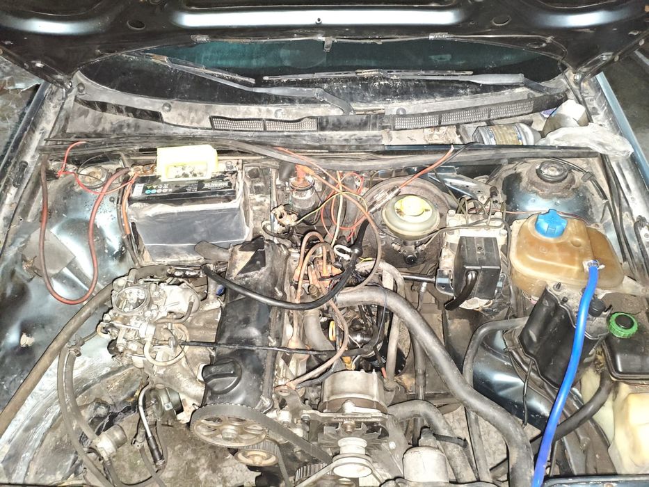 Продам Ауди 80 б3 на карбюраторе