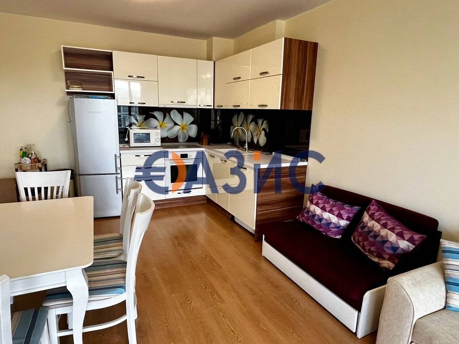Продава се Двустаен апартамент в к.к. Слънчев бряг - 72 кв.м за 1209 €/кв.м - Снимка #7