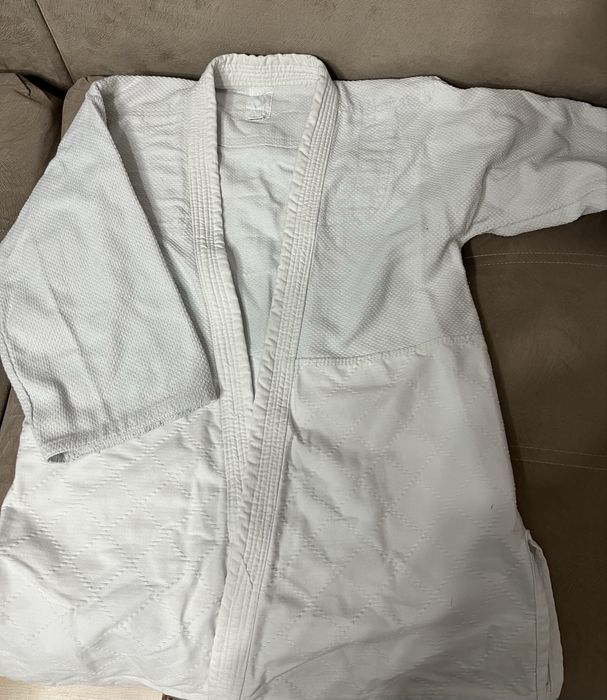 Продам кимоно для дзюдо