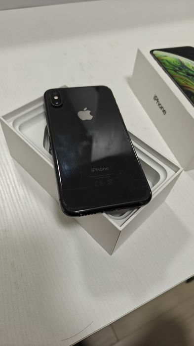 Iphone xs   64gb