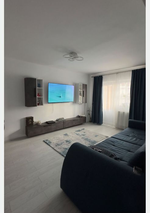 Apartament de vânzare 3 camere decomandat