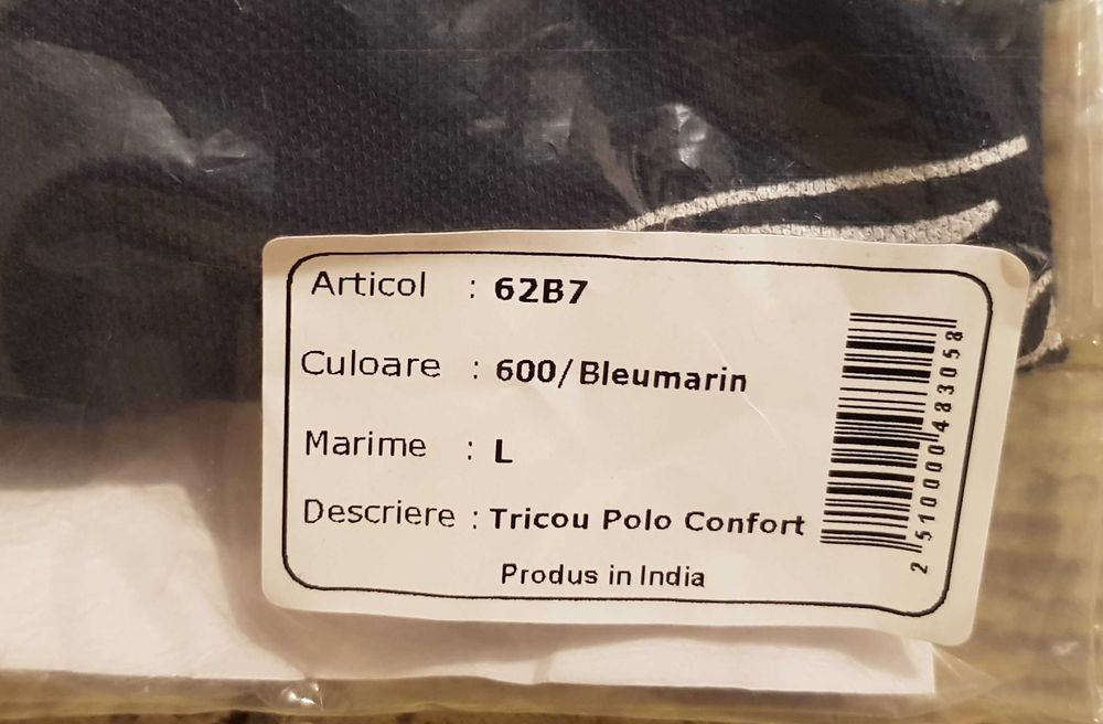Tricouri polo inscripționate cu sigla ”FORD”