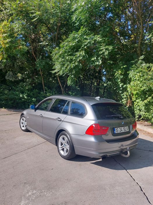 BMW  seria 3  E91  2010