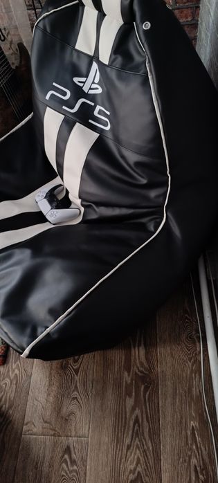 Кресло мешок состояние новое.