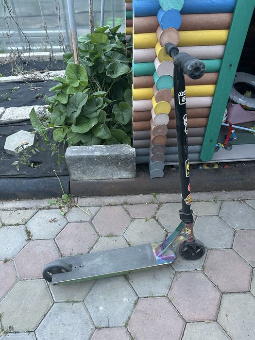 трюковой самокат Root Industries