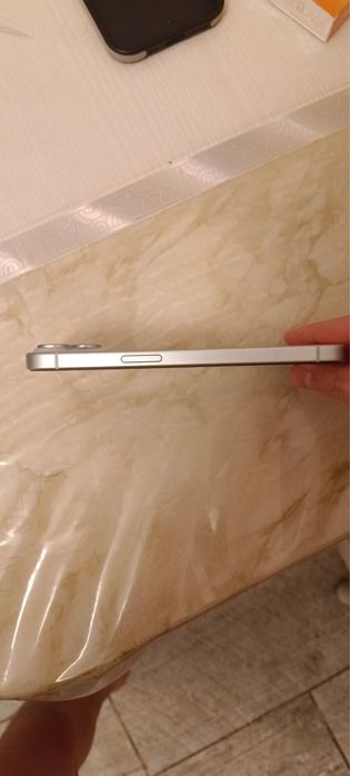 Iphone 15 128 GB, белый