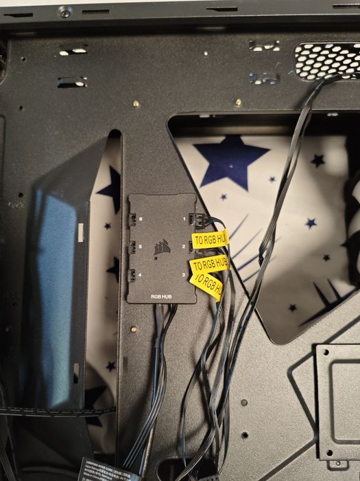 Carcasa Pc , Corsair , arctic !