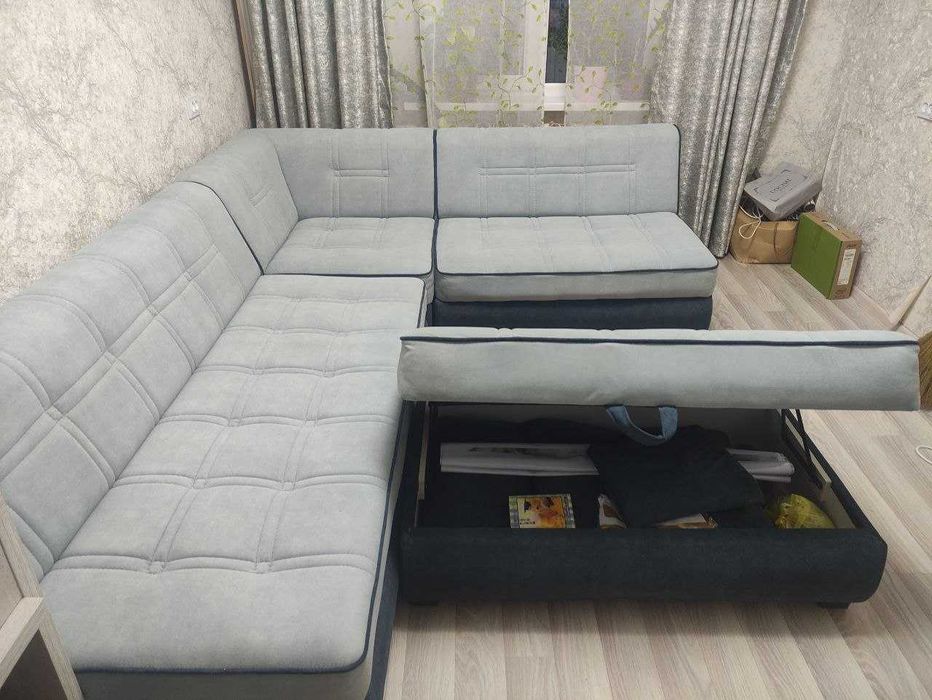 Продаётся диван.