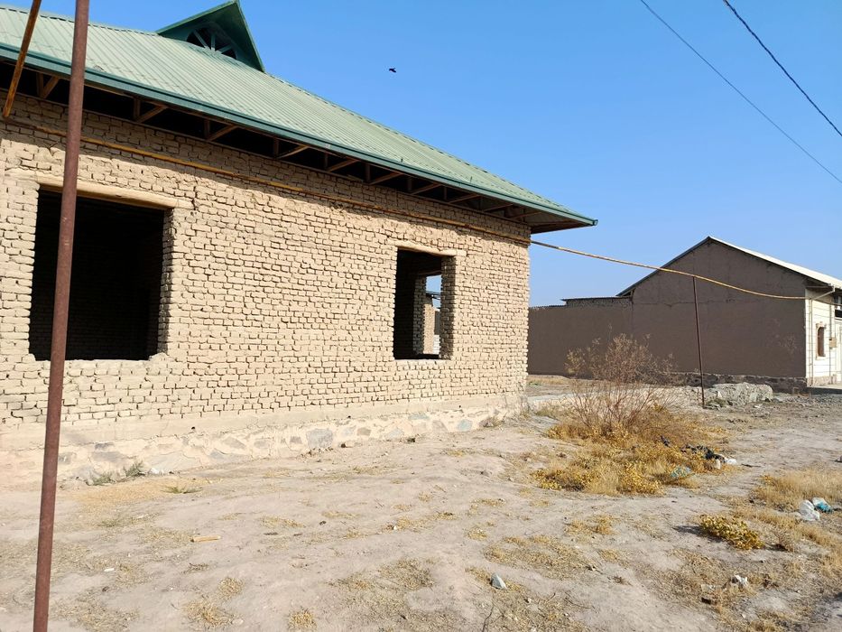 6 сотхли ховли сотилади