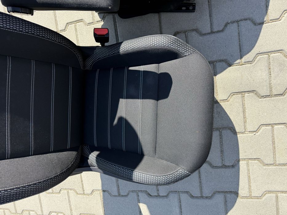 Scaune dacia duster 2