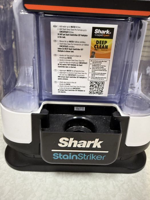 Преносима прахосмукачка за килими и тапицерии Shark StainStriker