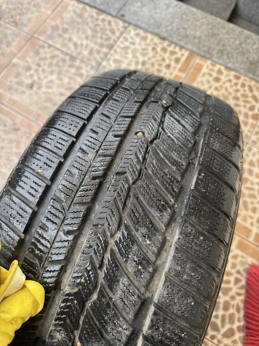 Anvelope Iarna 225 55 17 Fortune profil 7,8 mm