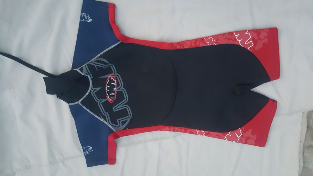 Costum costume neoprem ca Noi