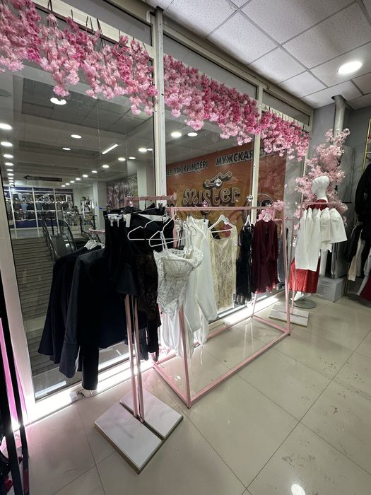 Продается женский бутик одежды