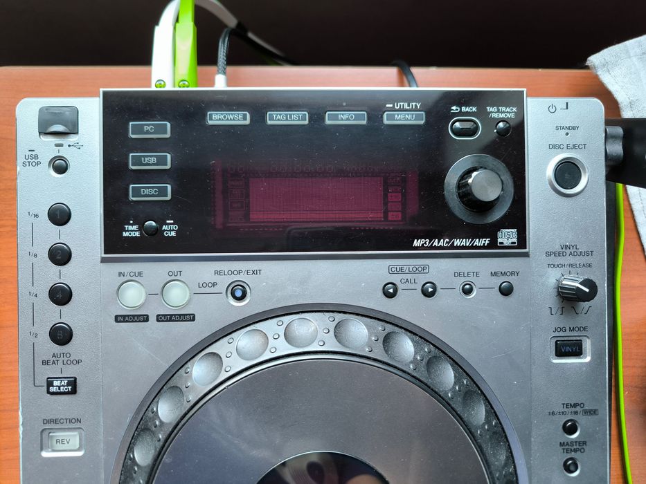 2x Pioneer CDJ-850-S (Сребристи) + 2x UDG чанти + Премиум Neo d+ кабели