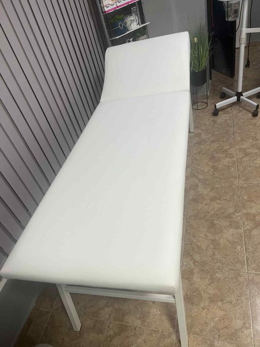 Козметична кушетка