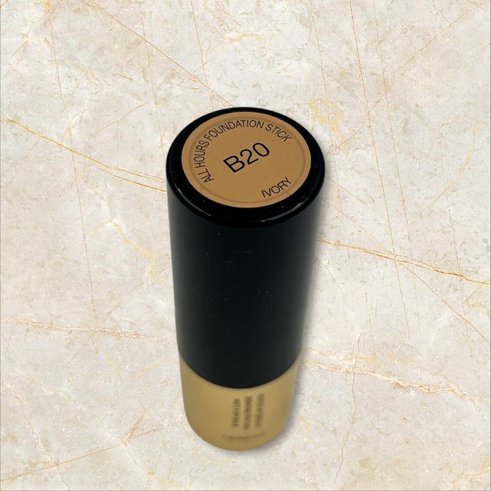 YVES SAINT LAURENT ALL hours foudation stick B20 фон дьо тен