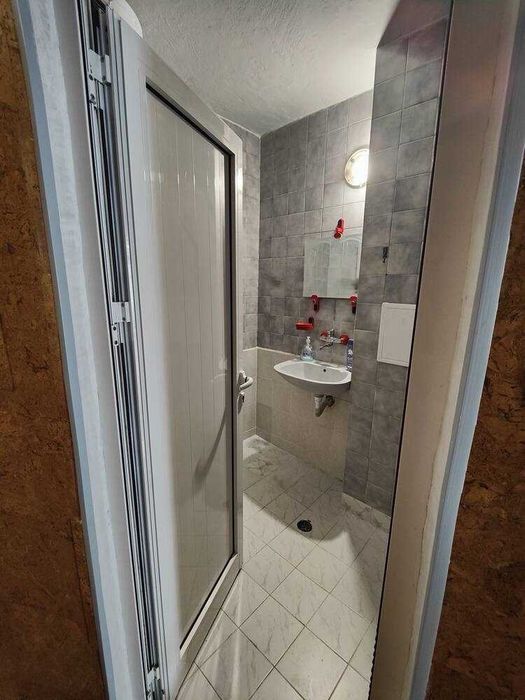 Дава се под наем Многостаен апартамент в Бургас, Център - 110 кв.м за 433.5 € - Снимка #9