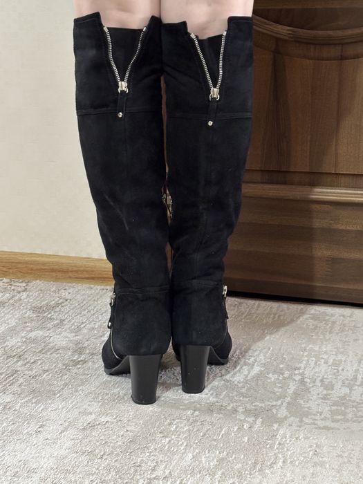 Женские зимние сапоги