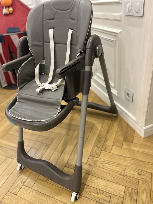 Стул детский от 4-5 месяцев до 2-3 лет